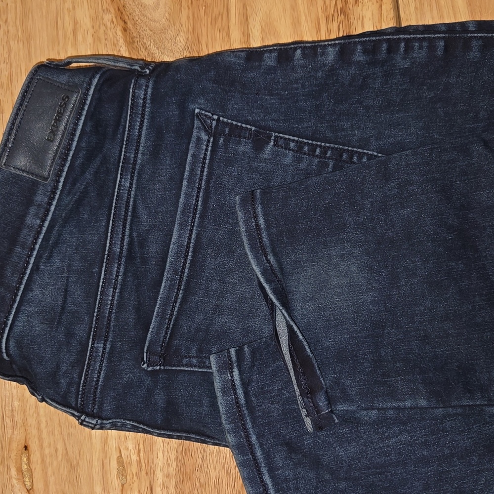 Express Mid Rise Stretch Jegging - Picture 3 of 6